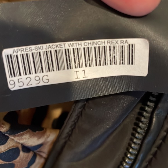 Gorski apres ski jacket size large with chinchilla removable neck piece - Picture 5 of 5